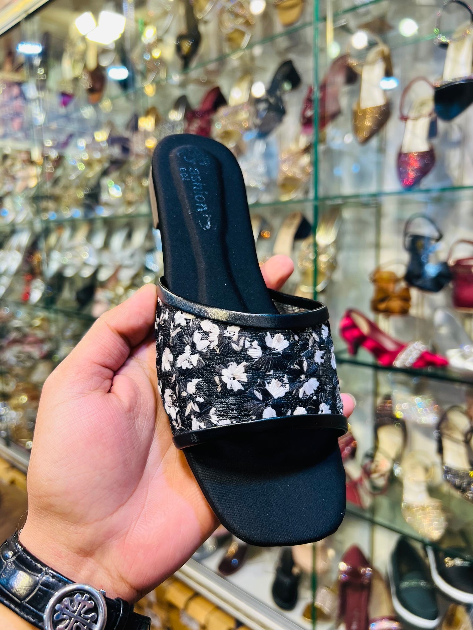 Floral Embroidered Mesh Slides - CS103